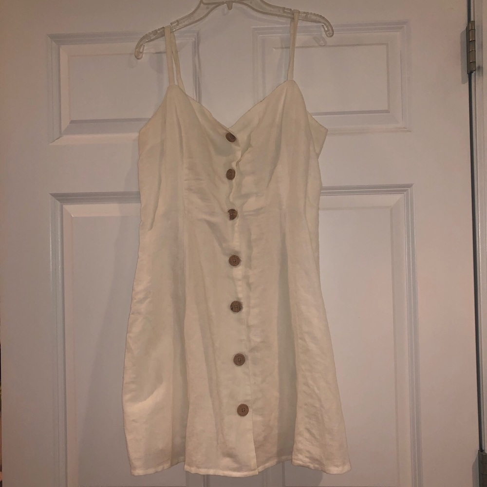 Cute sun dress from Urban Outfitters!